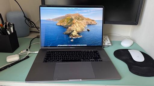 Buy & Sell North London Islington - Photos for MacBook Pro 16” with touchbar