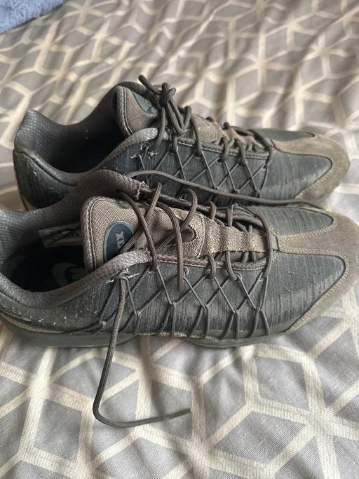 Buy & Sell South East London Woolwich - South East London - Photos for Khaki green Nike air max 95s