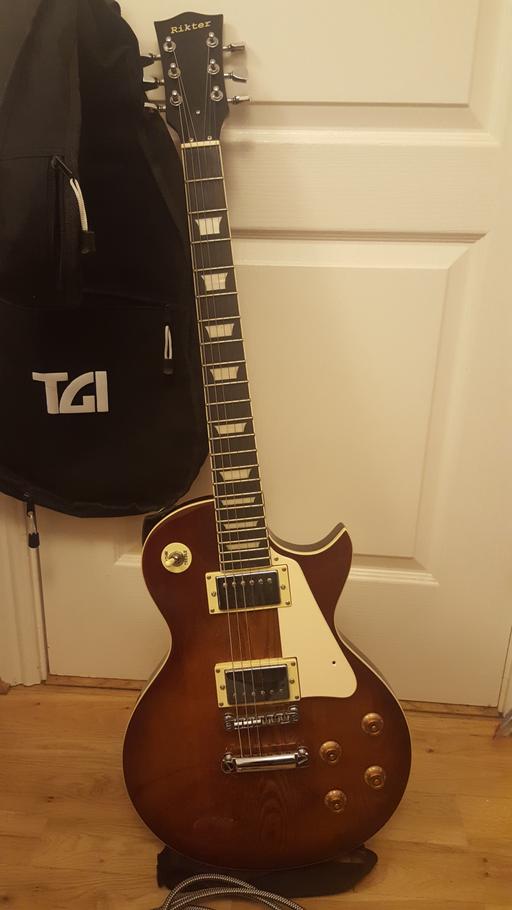 Buy & Sell Shropshire Bridgnorth - WV16 - Photos for rikter les paul wood grain electric guitar