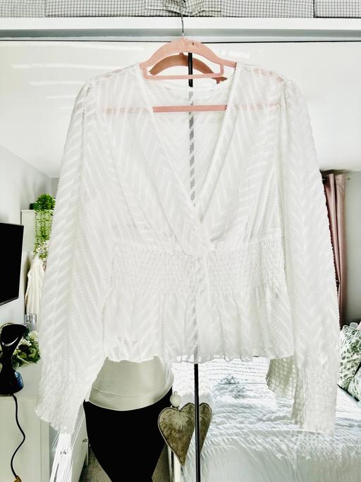 Buy & Sell South Yorkshire Sheffield - Photos for Women’s white fit n flare blouse size 16