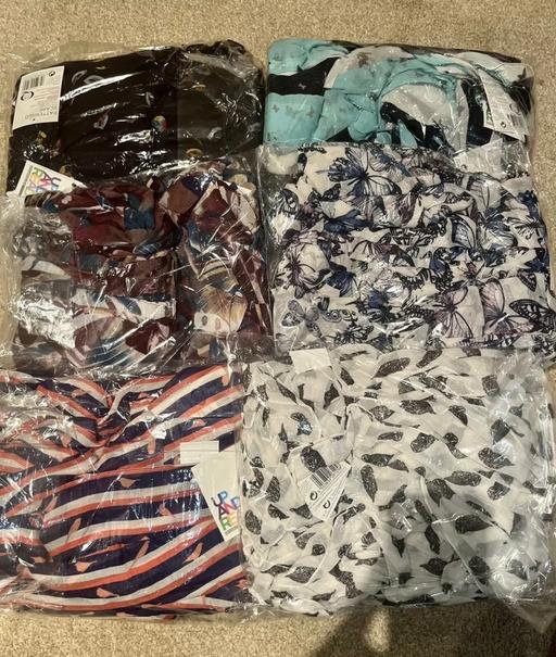 Buy & Sell West Midlands Birmingham - Photos for 36 floral patterned scarfs scarves joblot