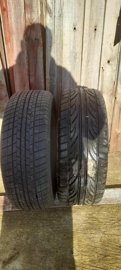 Vehicles North West London Harrow - Photos for 225/60/r15 tyres 8mm thread