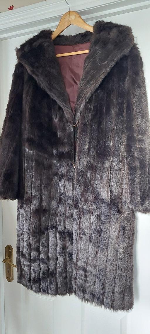 Buy & Sell Essex Rochford - Photos for Size 12 Vintage Devonshire Lady Faux Fur