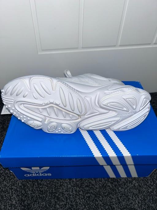 Buy & Sell South Yorkshire Barnsley - Photos for Adidas ozweego pure j trainers size 4.5