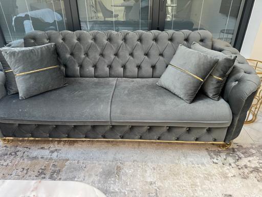 Buy & Sell West London Hillingdon - Photos for Grey plush velvet sofa 3+2