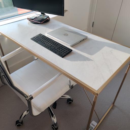 Buy & Sell South East London Woolwich - South East London - Photos for Office desk and chair