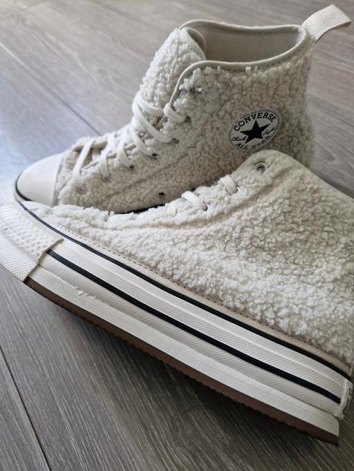 Buy & Sell West Yorkshire Kirklees - Photos for Like New Converse Trainers