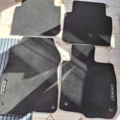 Vehicles Shropshire Hollinwood - Shropshire - Photos for Honda CRV car mats set of 4 (2022)