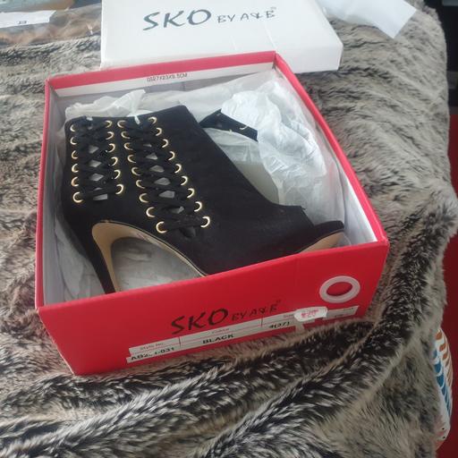 Buy & Sell North West London Burnt Oak - North West London - Photos for shoes 10