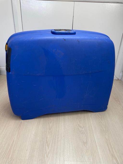 Buy & Sell North West London Hendon Central - North West London - Photos for Blue Vintage Suitcase