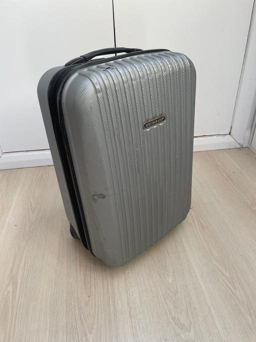 Buy & Sell North West London Hendon Central - North West London - Photos for Dunlop Hard Shell Suitcase