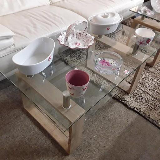 Buy & Sell Greater Manchester Tameside - Photos for Modern glass & wood veneer coffee table