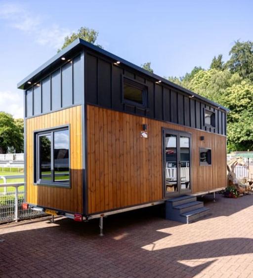 Residential Property Kent Medway - Kent - Photos for Ex-Display Tiny Home