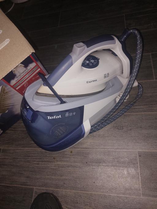 Buy & Sell West Midlands Walsall - Photos for steam iron