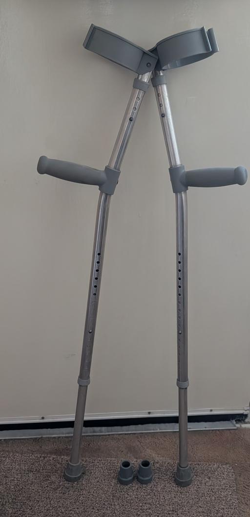 Buy & Sell South West London Roehampton - South West London - Photos for Pair of crutches