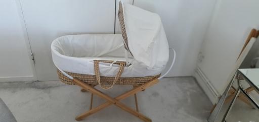 Buy & Sell Central London Sloane Square - Central London - Photos for Moses Basket with Stand and hood