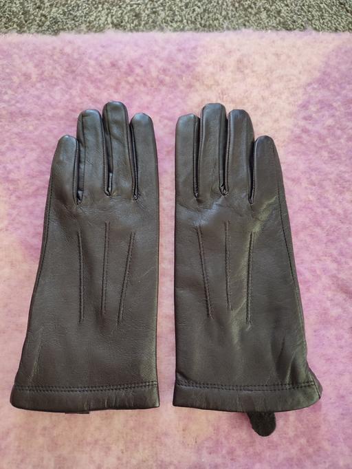 Buy & Sell Merseyside Sefton - Photos for NEW M&S LEATHER GLOVES SIZE SMALL