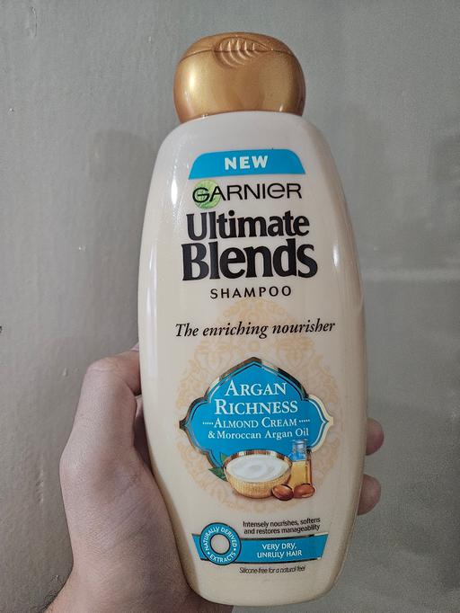 Buy & Sell East London Bow - East London - Photos for 6 bottles of GARNIER Shampoo 360ml