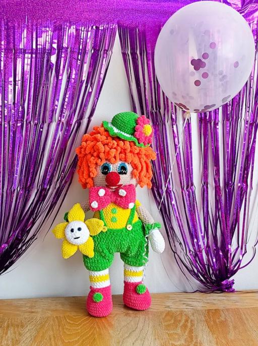 training North Ayrshire Irvine - KA12 - Photos for Crochet clown birthday/party decoration