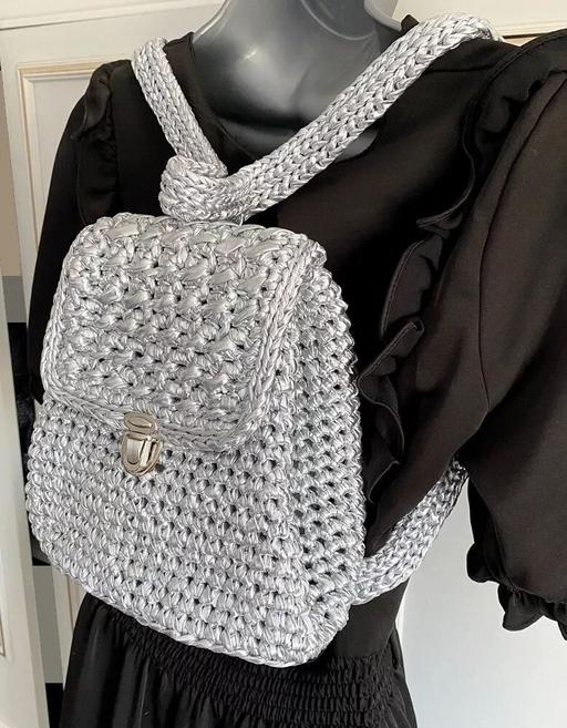 Buy & Sell Kent Sevenoaks - Photos for Silver Shiny Backpack Rucksack Bag Gym Sack