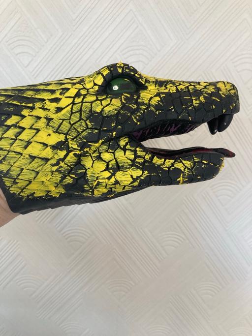 Buy & Sell West Midlands Sandwell - Photos for Snakehead hand puppet