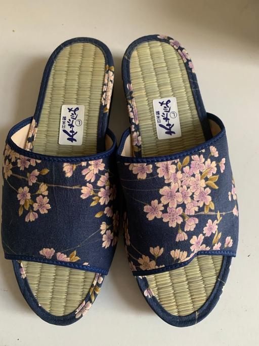 Buy & Sell North London Harringay - North London - Photos for Ladies Slippers