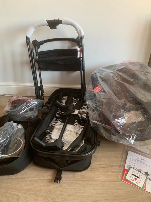 Buy & Sell Staffordshire South Staffordshire - Photos for New Red Kite Push Me Savanna I Travel System