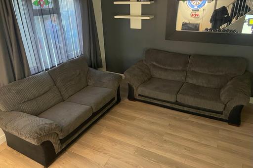 Buy & Sell Kent Medway - Kent - Photos for Grey 2+3 Seater Sofa Suite