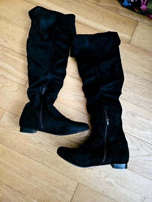 Buy & Sell South Yorkshire Doncaster - Photos for Over the knee boots, size 8..NEW