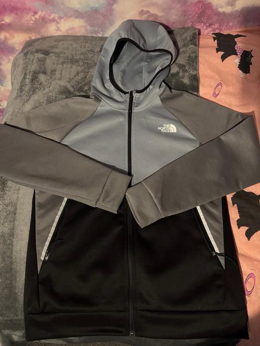 Buy & Sell West Midlands Wolverhampton - Photos for Men’s Northface Zip Jacket *Large*