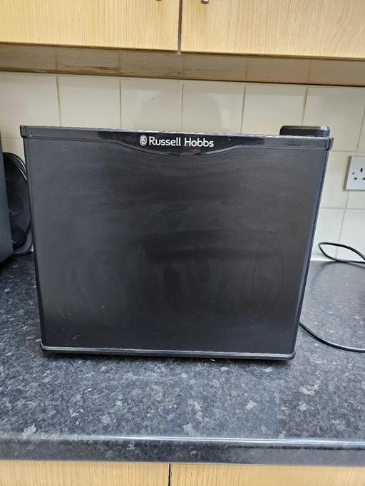 Buy & Sell West London Hillingdon - Photos for Russell Hobbs Mini Cooler Fridge