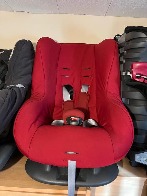 Buy & Sell West London Hillingdon - Photos for Britax Red Kids Children Car Seat Solid Base