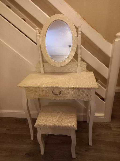 Buy & Sell Kent Sevenoaks - Photos for dressing table