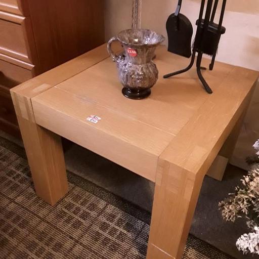 Buy & Sell Greater Manchester Tameside - Photos for Heavy brown 2ft oak coffee table