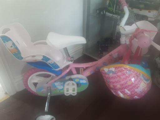 Buy & Sell South Yorkshire Barnsley - Photos for Child's age approx 3-5 years Peppa bike