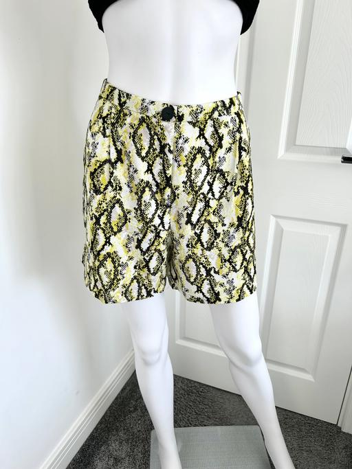 Buy & Sell Warwickshire Nuneaton and Bedworth - Photos for F&F White Yellow Animal Print Shorts Size 10