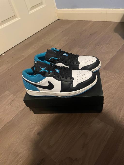 Buy & Sell South East London Waddon - Croydon - Photos for Nike Air Jordan 1 Low ‘Laser Blue Black’ S7.