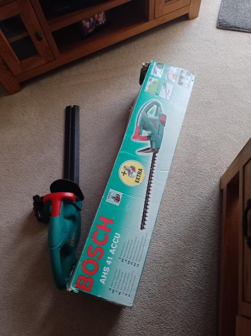 Buy & Sell Greater Manchester Trafford - Photos for cordless Bosch hedge trimmer