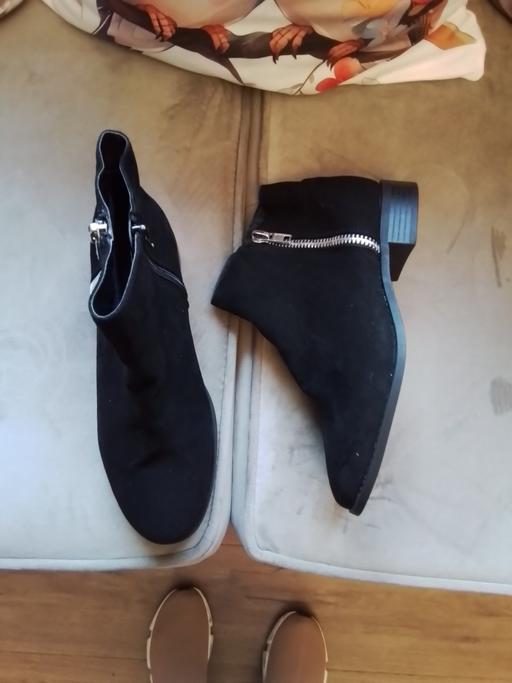 Buy & Sell West Midlands Dudley - Photos for size 6 ladies boots from papaya