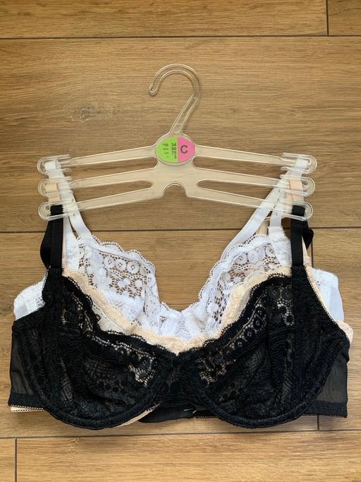 Buy & Sell West Midlands Sandwell - Photos for Bras x 3 pack 34C