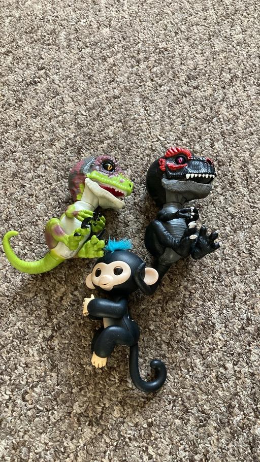 Buy & Sell West Midlands Sandwell - Photos for Fingerlings x3