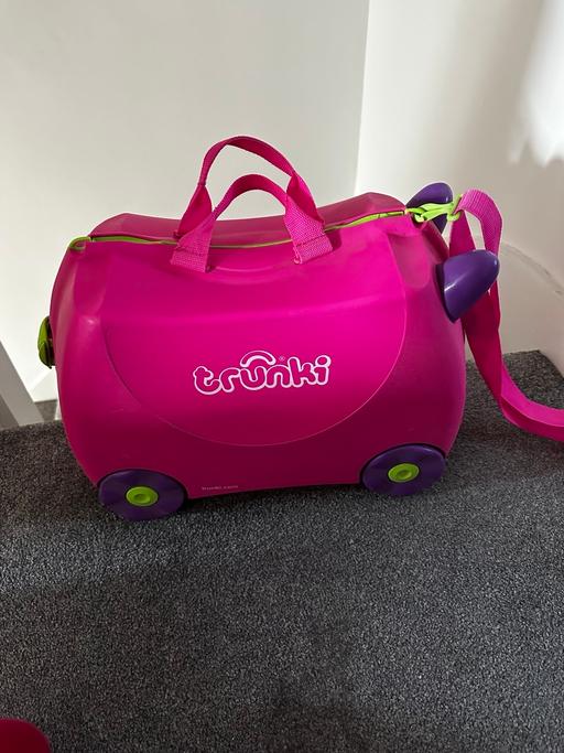 Buy & Sell Essex Thurrock - Essex - Photos for Pink Trunki