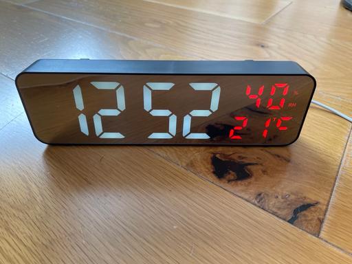 Buy & Sell Kent Swale - Photos for Digital Clock As New