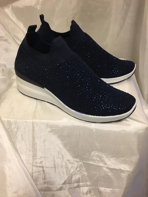 Buy & Sell South East London Nunhead - South East London - Photos for New Navy Blue Sock Style / Blue Gems Shoes 7