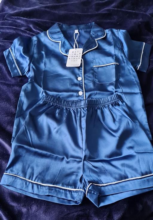 Buy & Sell West Midlands Wolverhampton - Photos for brand new girls silk pjs Age 4-5 years