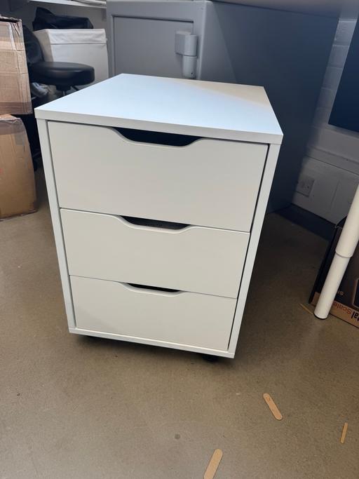 Buy & Sell West London North Kensington - W11 - Photos for white office drawers on wheels