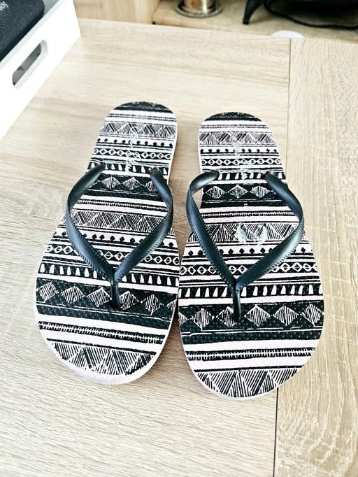 Buy & Sell South Yorkshire Doncaster - Photos for Flip flops, size 5/6