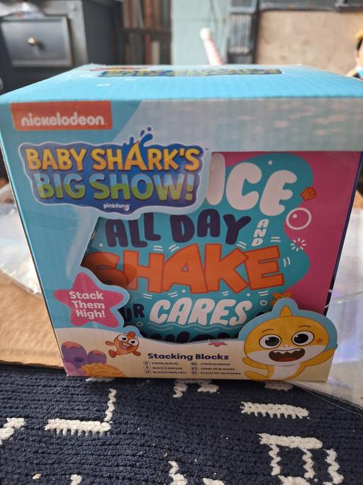 Buy & Sell West Midlands Sandwell - Photos for Baby sharks stacking blocks