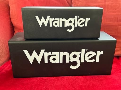 Buy & Sell North London Finsbury Park - North London - Photos for Wrangler Jeans Steel Shop Displays