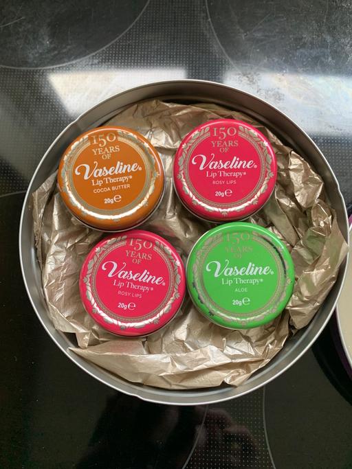 Buy & Sell West Midlands Walsall - Photos for Vaseline gift tin